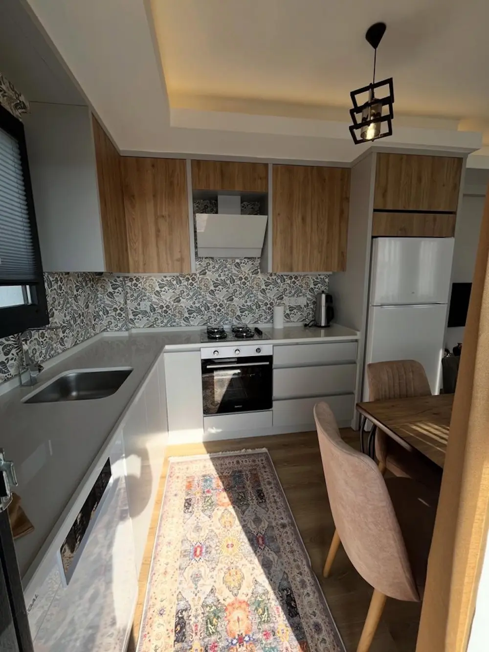 Fitted kitchen